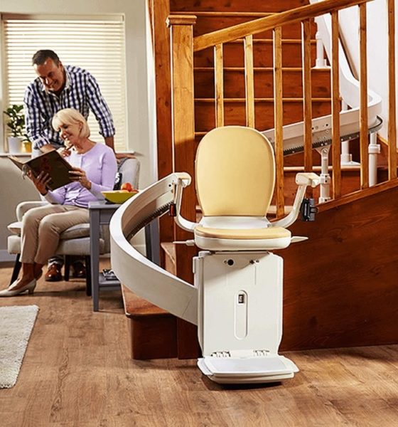 Curved stairlift