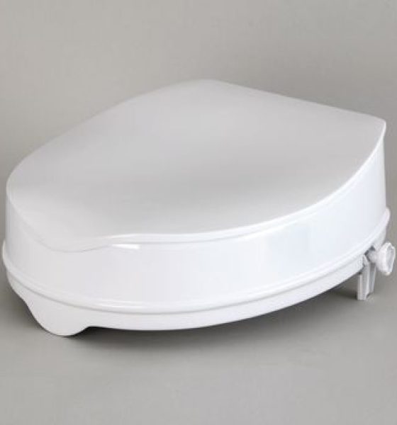 Homecraft savannah raised toilet seat with lid